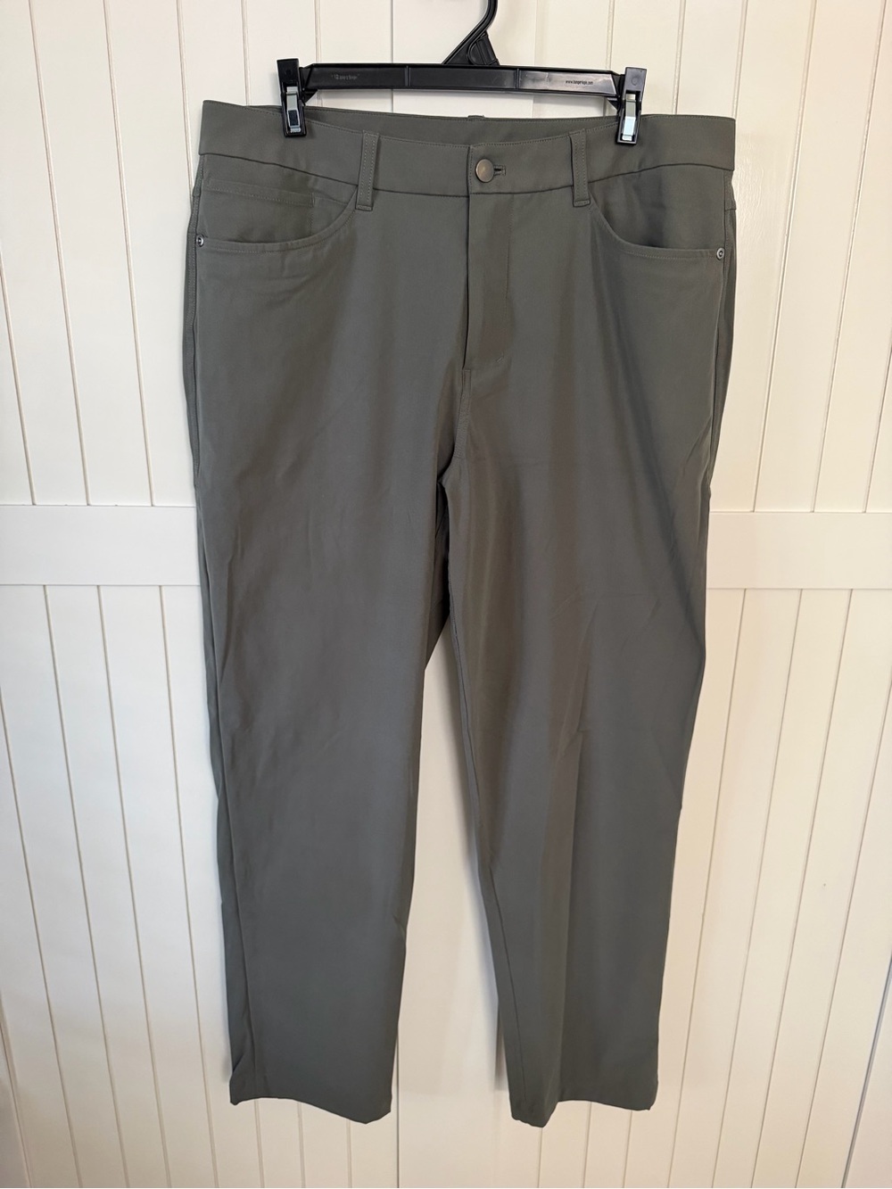 Lululemon Men’s ABC 5 Pocket Pant in Olive